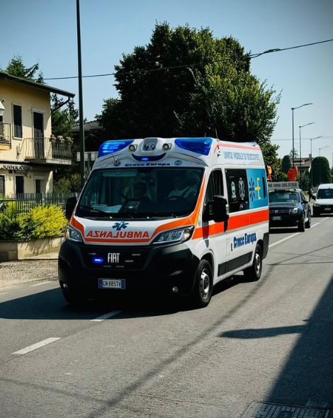 Ambulanza privata con personale medico, Ambulanza privata con personale medico, costi ambulanza privata e qualità del servizio sanitario.